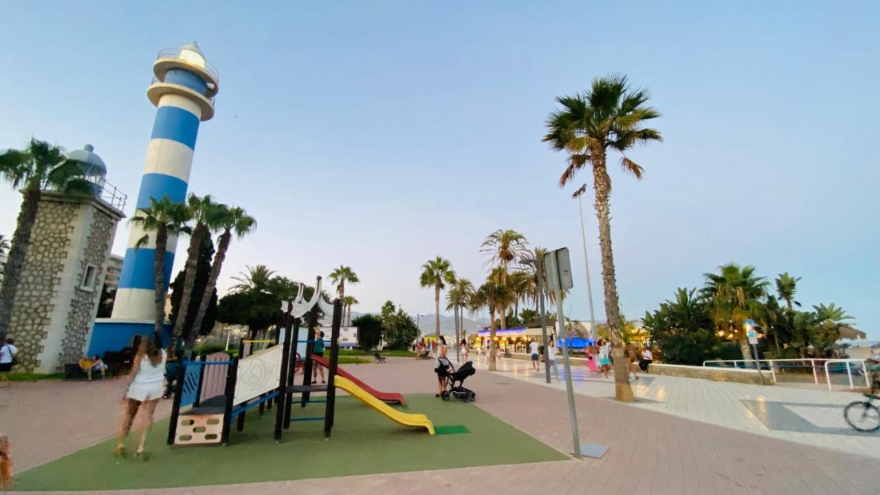 El Faro De Torre Del Mar Apartment Bagian luar foto